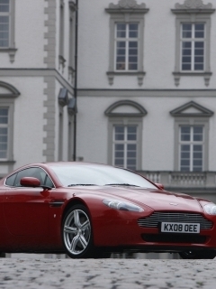 Aston_Martin-V8_Vantage_2009_1600x1200_wallpaper_07.jpg